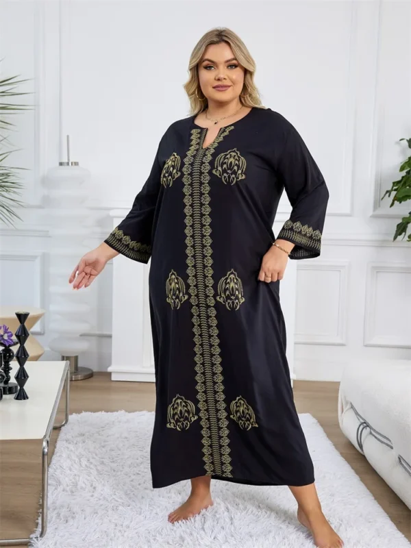 Embroidered Elegance: A Flowy Kaftan for Beachside Bliss and Beyond